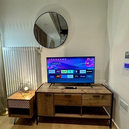 Tower Bridge London, 2 Bedrooms, Reception, Kitchen, Parking Extérieur photo